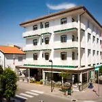 Отель Marietta 3*