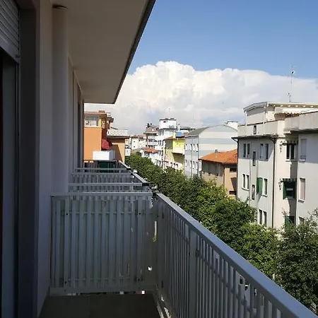 Marietta קאורלה