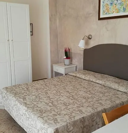 Marietta 3* קאורלה