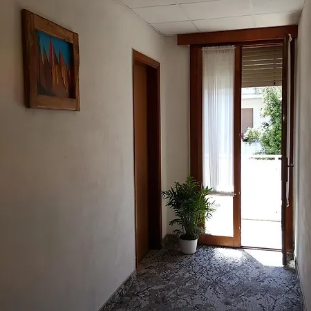 Marietta קאורלה