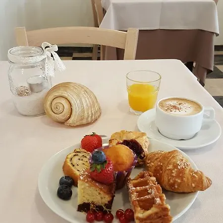 Marietta מלון קאורלה