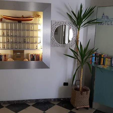 Marietta מלון 3*